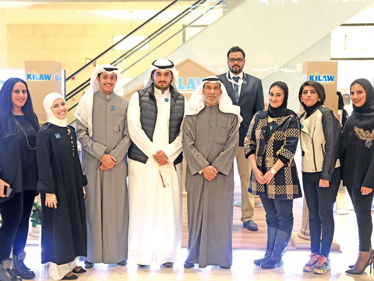 المقاطع متوسطاً فريق الكلية