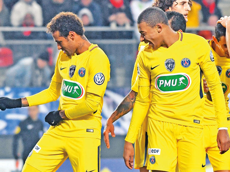 فرحة لاعبي سان جرمانn