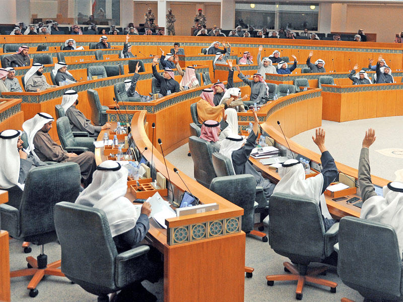 المجلس يصوت بإعادة «التقاعد المبكر» إلى المالية   (تصوير عبدالله الخلف)