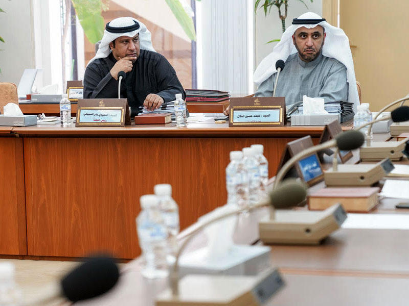 اجتماع سابق للجنة التشريعية البرلمانية 