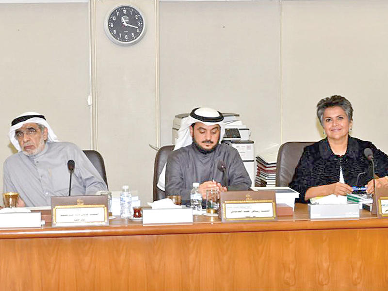 «الميزانيات» في اجتماع سابق