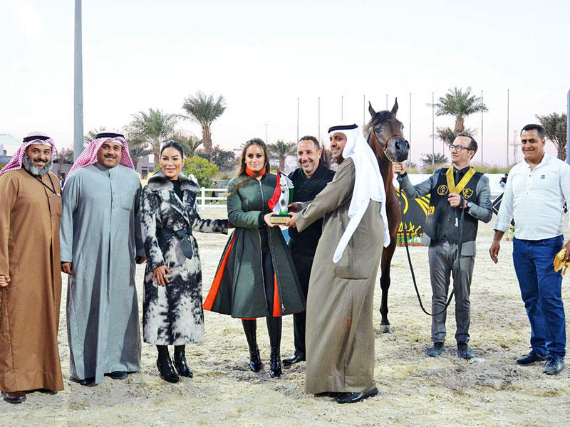 الجبري والخميس يشاركان في تتويج الأبطال