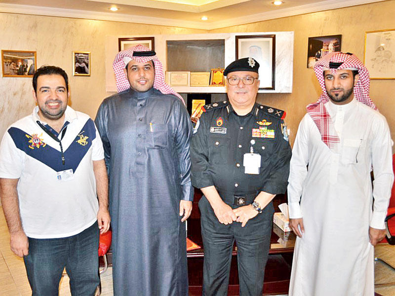 مشاركون في احتفال ختام الدورة