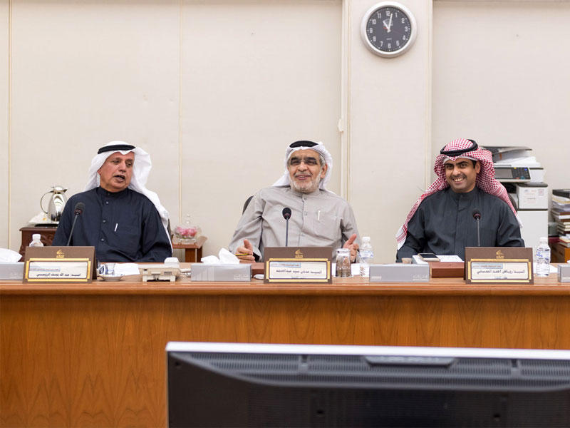 لجنة الميزانيات والحساب الختامي في اجتماع سابق (صورة أرشيفية)