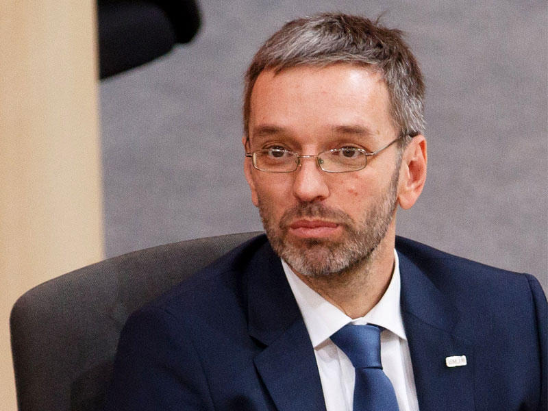  وزير الداخلية النمسوي الجديد، هيربرت كيكل