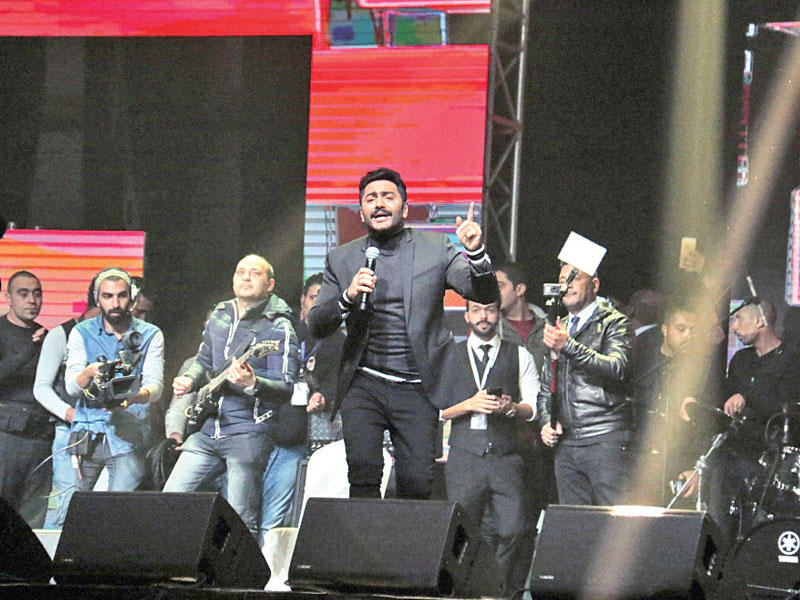 من حفل تامر حسني 