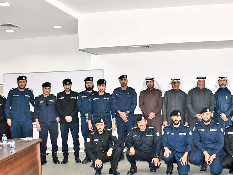 المشاركون في الدورة