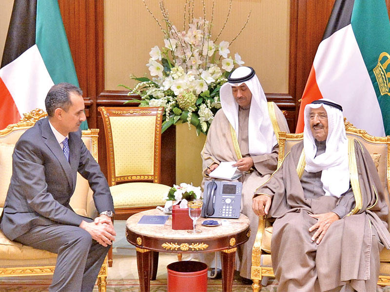 صاحب السمو مستقبلاً سفير الأردن أمس