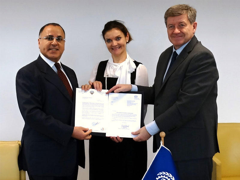 مندوب دولة الكويت الدائم لدى الامم المتحدة والمنظمات الدولية الاخرى في جنيف السفير جمال الغنيم أثناء اجتماعه مع المدير العام لمنظمة العمل الدولية غي رايدر