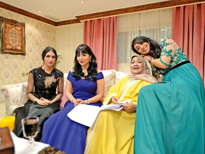 الشراح في مسلسل بين قلبين