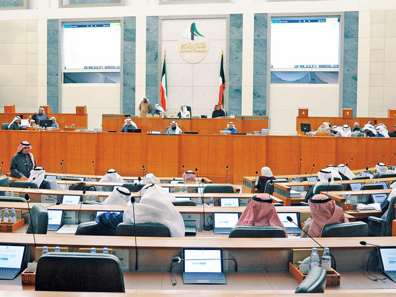 جانب من جلسة مناقشة الاستجواب   (تصوير عبدالله الخلف)