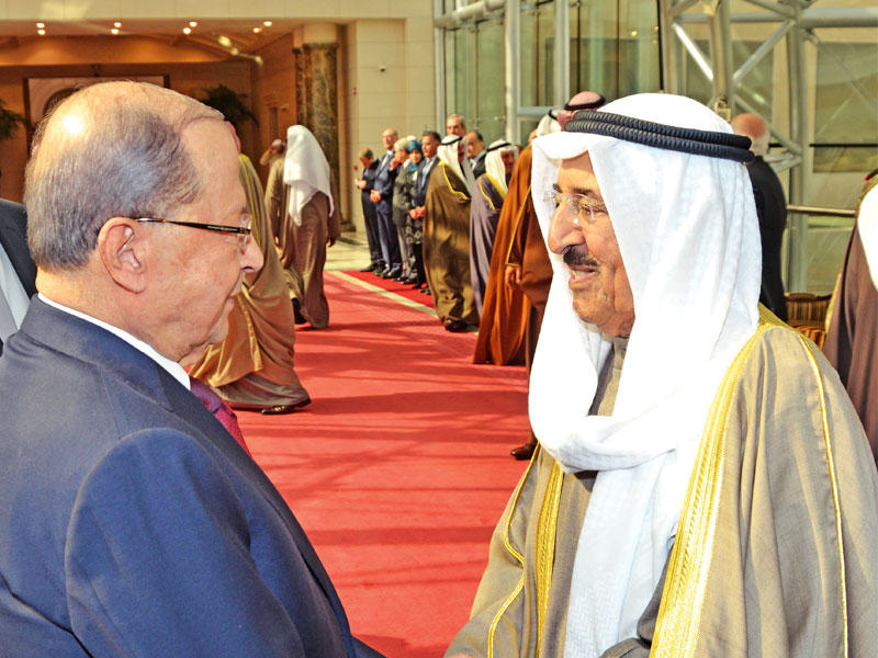 صاحب السمو مودعا الرئيس اللبناني أمس 