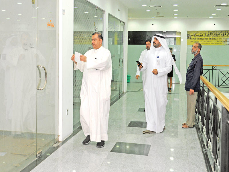 إحدى الحملات التفتيشية لـ«القوى العاملة» على الشركات الوهمية