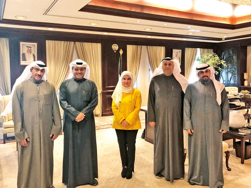 بوشهري خلال استقبالها اتحاد ملاك شقق شمال غرب الصليبيخات أمس