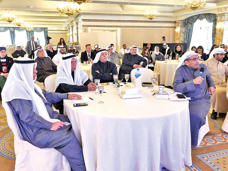 مشاركون في لقاء «التقدم العلمي» و«الأعلى للتخطيط» بشأن السياسة الوطنية للابتكار