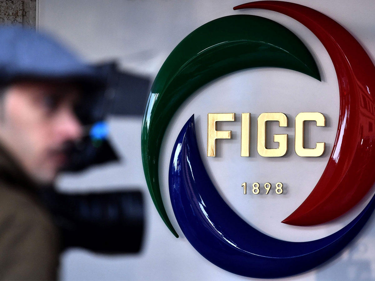 شعار الاتحاد الإيطالي لكرة القدم