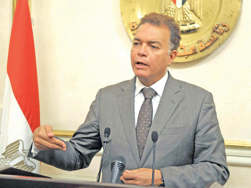  وزير النقل هشام عرفات