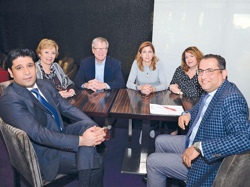 الوفد الطبي مع الزميل سامي عادلn