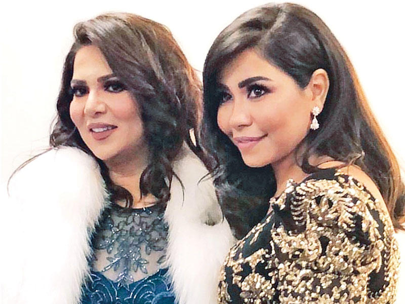 نوال وشيرين 