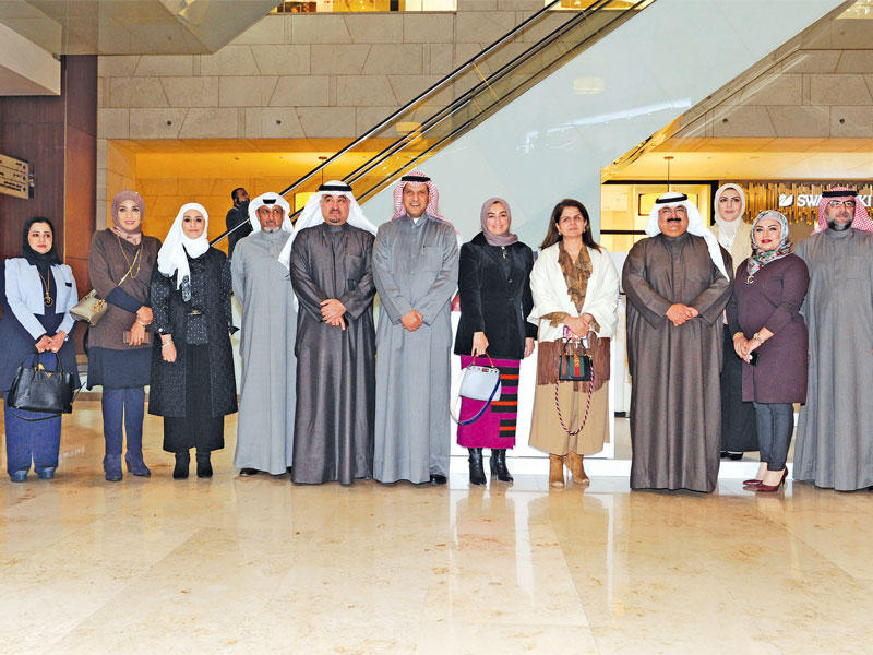 قياديو الجهات المشاركة في معرض تشغيل ذوي الاحتياجات 