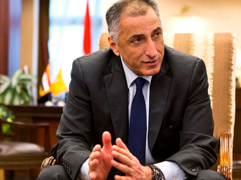  محافظ البنك المركزي طارق عامر