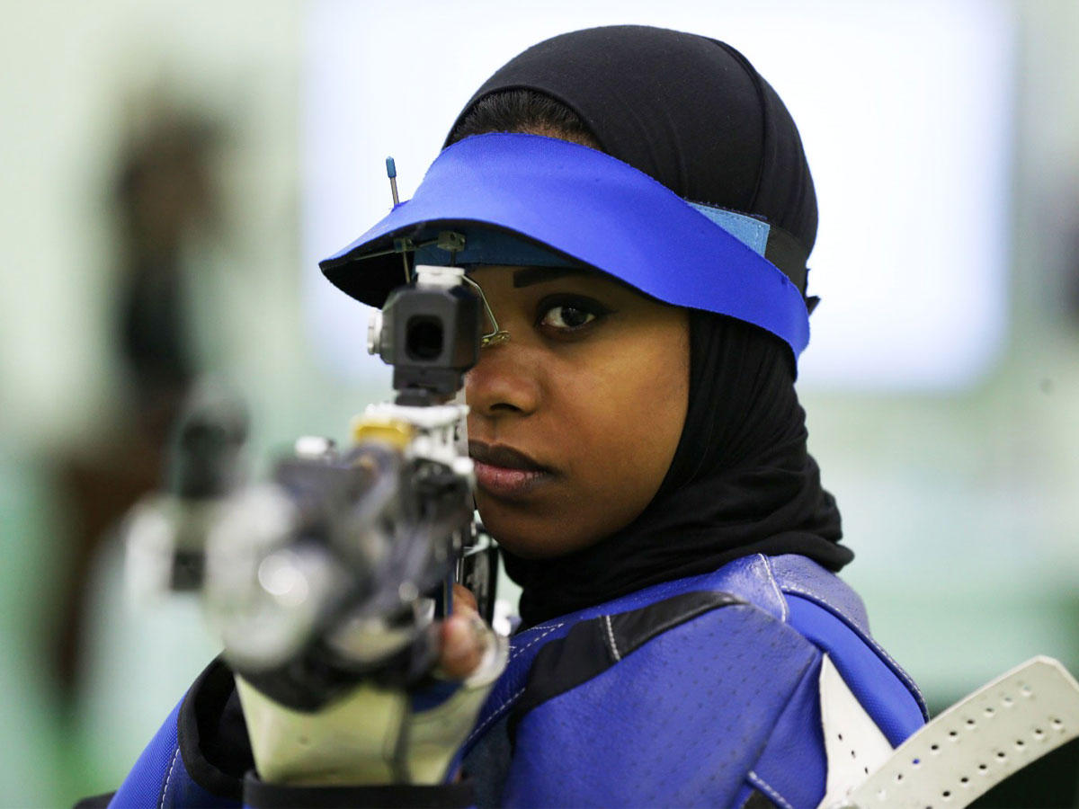 مريم الرزوقي