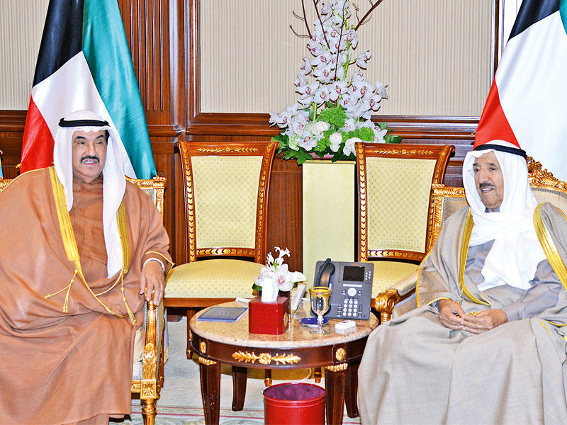 صاحب السمو مستقبلاً ناصر المحمد أمس