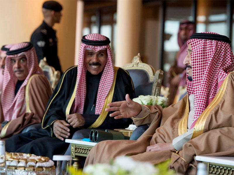 خادم الحرمين وممثل الأمير خلال مهرجان الجنادرية أمسn