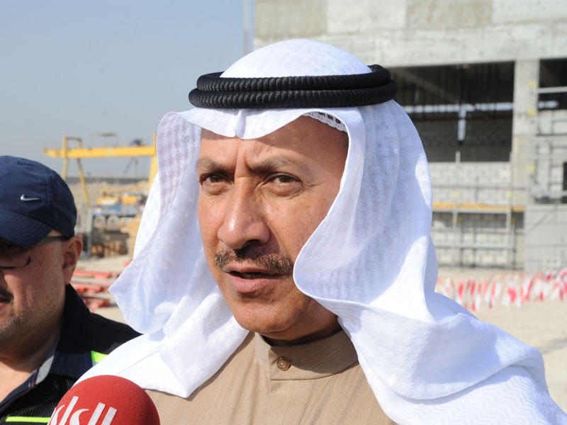  وزير الأشغال العامة وزير الدولة لشؤون البلدية حسام الرومي