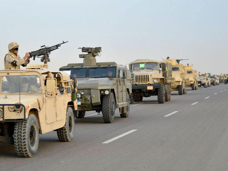 قطاعات عسكرية تتجه إلى شمال سيناء أمس