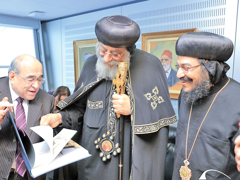 البابا تواضروس خلال زيارته مكتبة الإسكندرية السبت الماضي