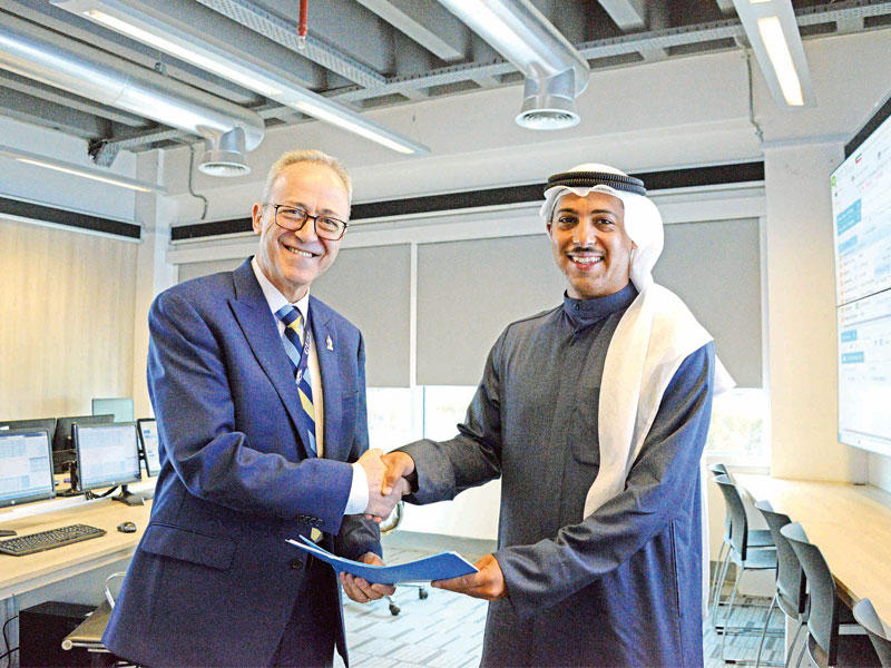 أنطونيس سيمينتيراس مع العبدالجادر