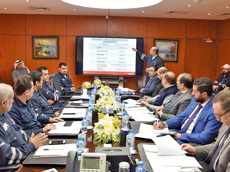 جانب من المؤتمر الصحافي