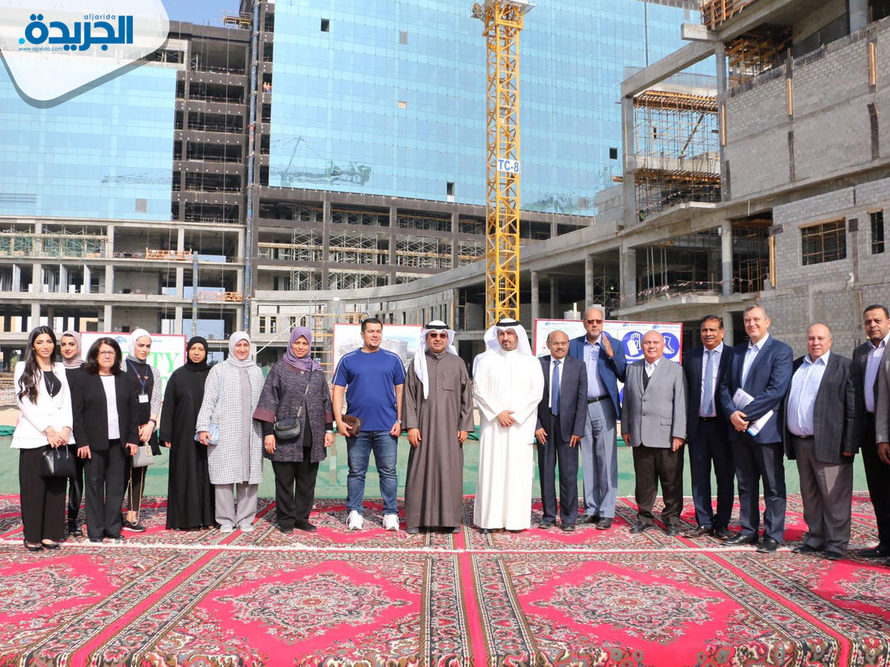 وفد التخطيط خلال زيارته المشروع