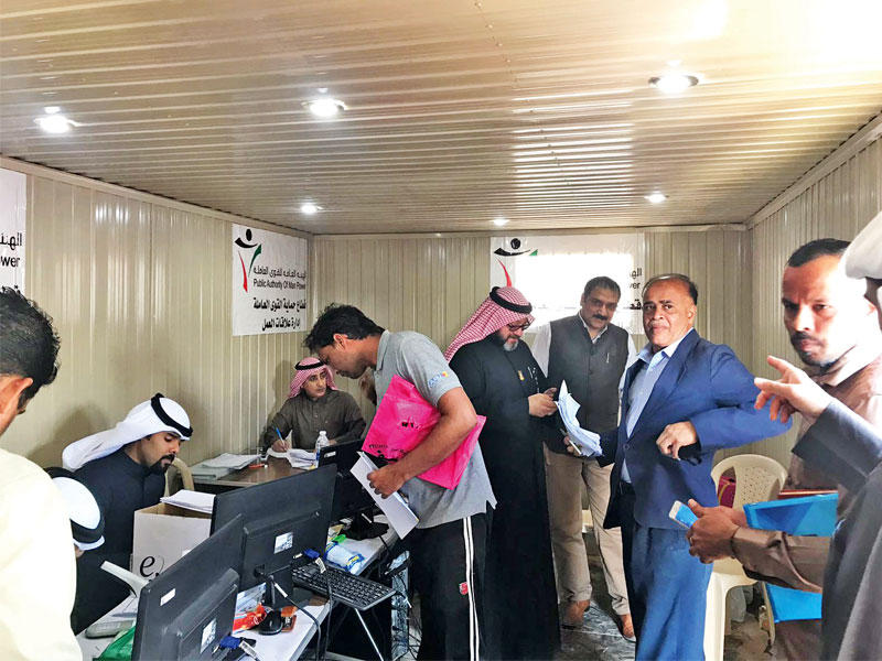 جانب من عمل وحدة المنازعات المتنقلة