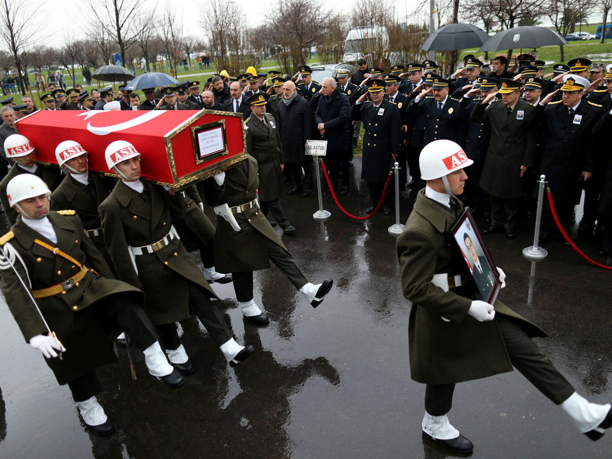 جنازة عسكرية لجندي تركي قتل في عفرين (اي بي ايه)