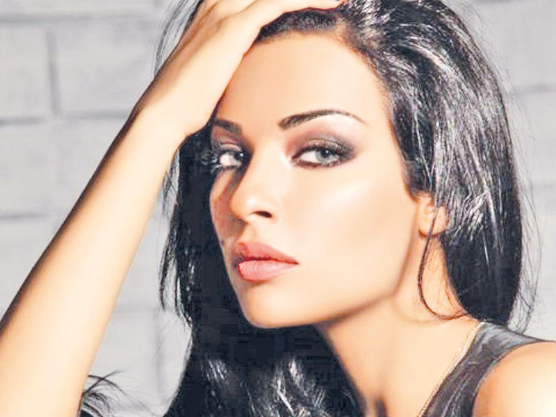 نادين نسيب نجيم