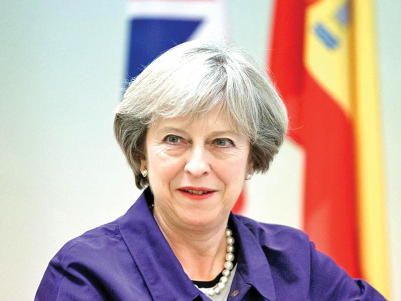 رئيسة الوزراء البريطانية تيريزا ماي