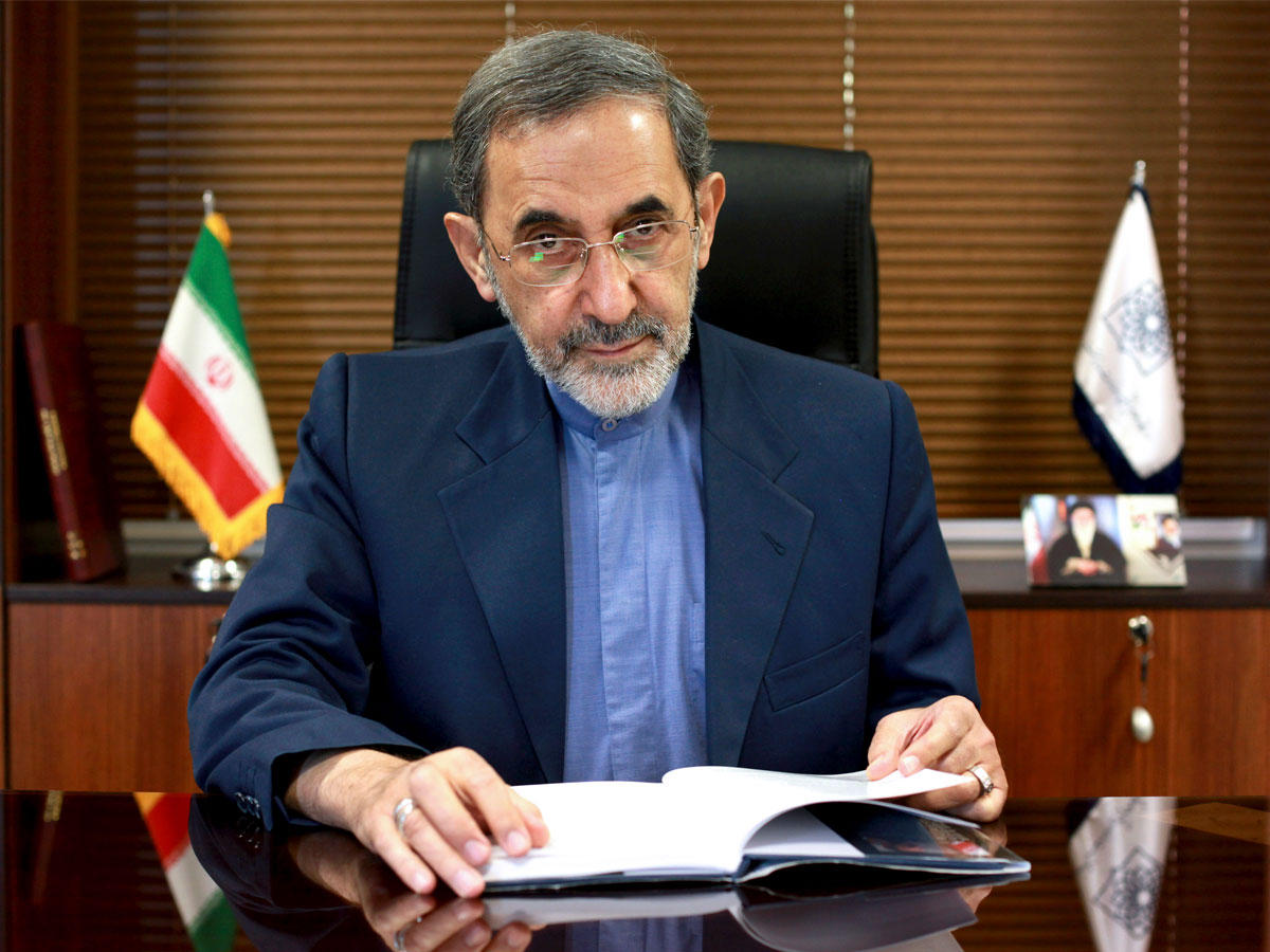  مستشار المرشد الإيراني في الشؤون الدولية علي أكبر ولايتي