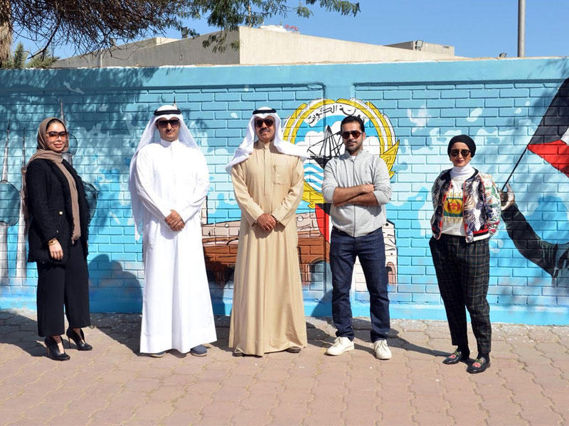 النواف خلال افتتاح الجدارية