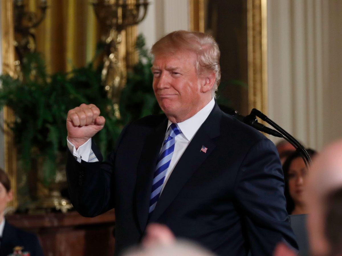 رئيس الولايات المتحدة الأمريكية دونالد ترامب