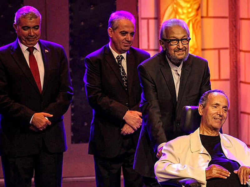 الطيب الوحيشي خلال تكريمه في مهرجان الإسكندرية الثقافي