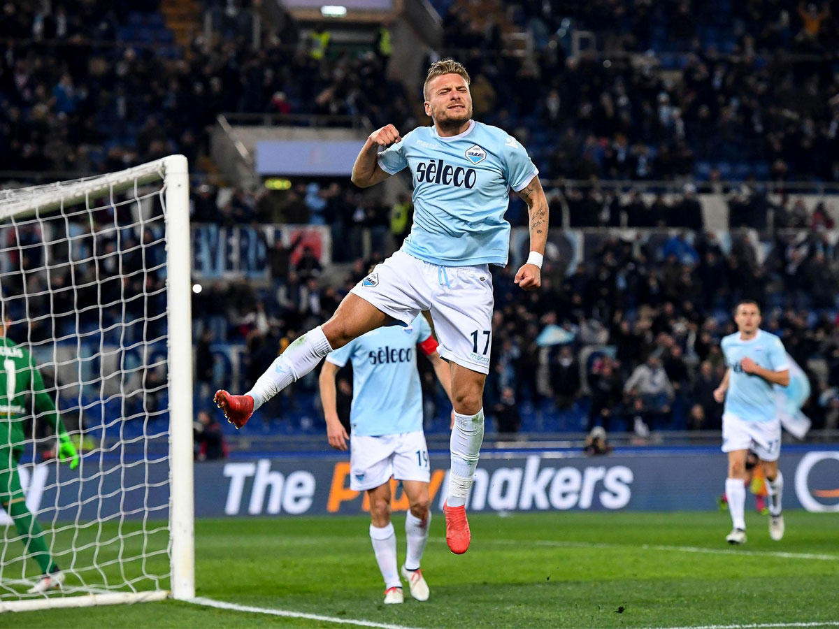 جوبيلاتس يحتفل بتسجيله لفريقه وتأهل لاتسيو إلى الدور ثمن النهائي 