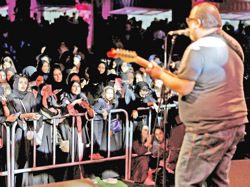 من أجواء أول مهرجان لموسيقى الجاز في السعودية 