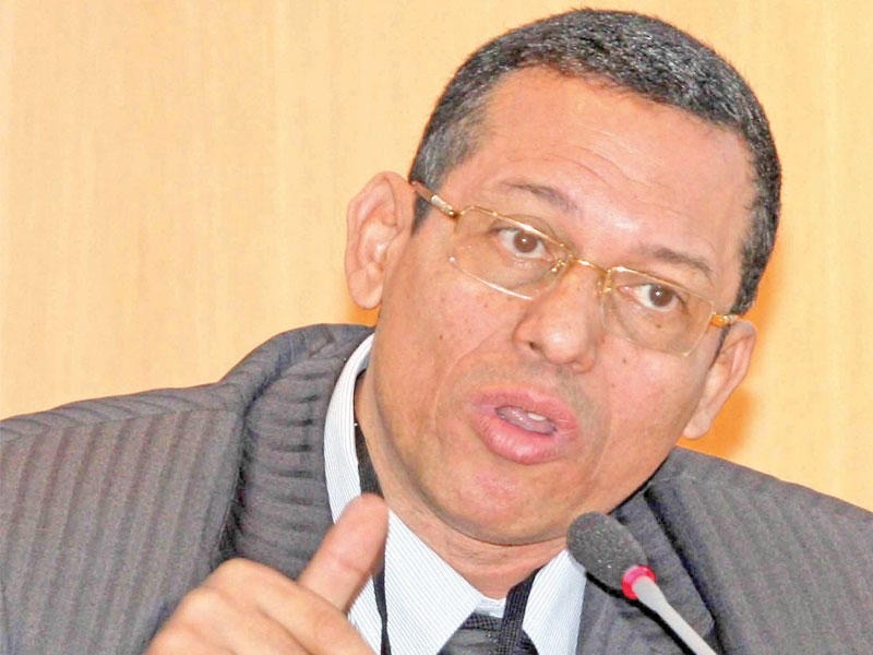 ستاذ القانون الدولي في جامعة القاهرة أيمن سلامة