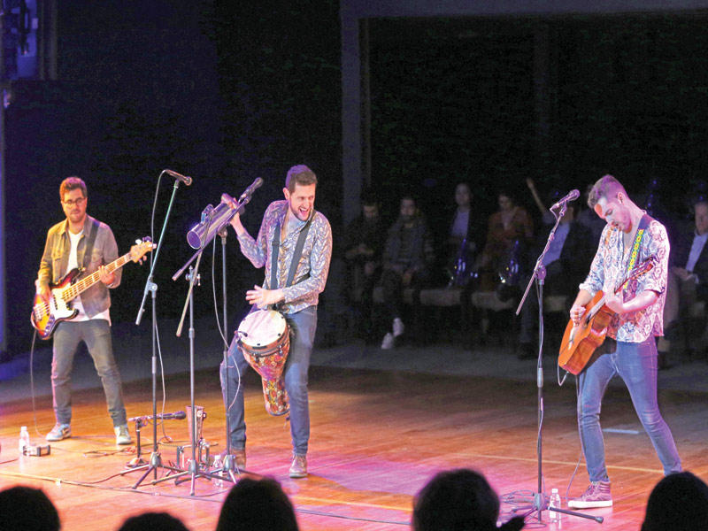  فرقة los rumberos de Massachusetts