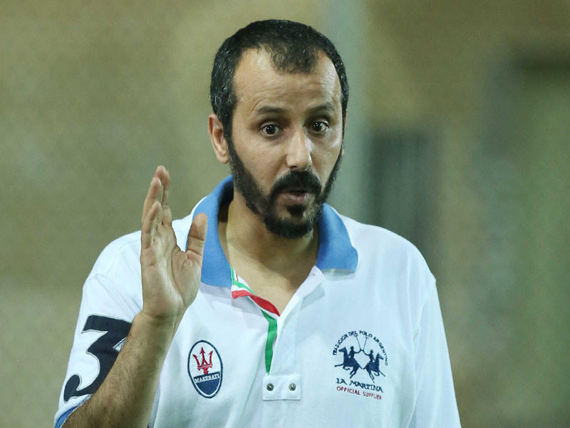 مدرب الفريق الأول لكرة القدم بنادي برقان محمد دهيليس