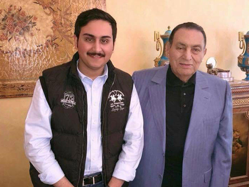 مبارك في أحدث ظهور له مساء أمس الأول (العربية)