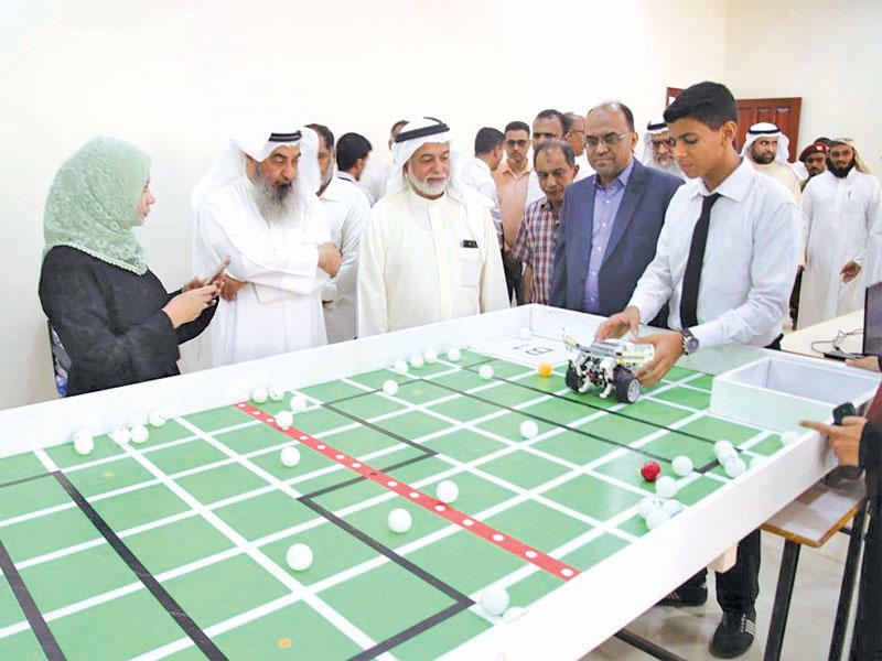 جانب من افتتاح مركز الكويت للتدريب في عدنn