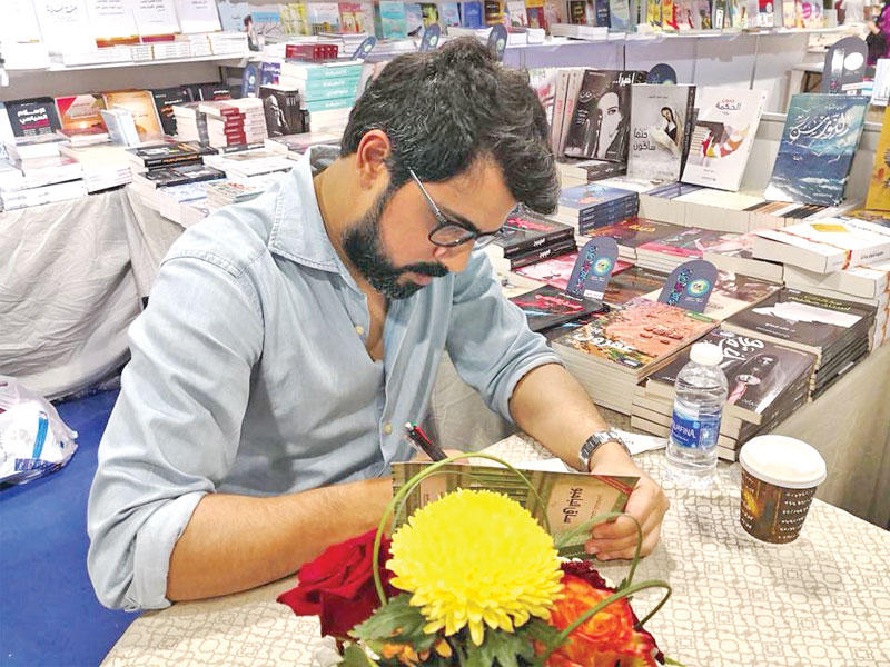 السنعوسي في معرض مسقط للكتاب 